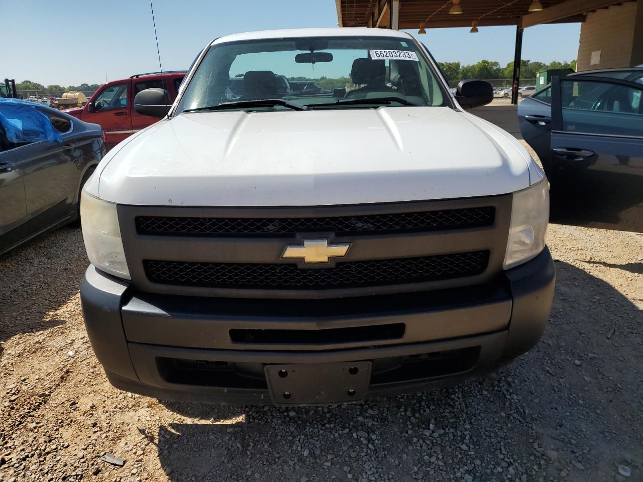 Photo 4 VIN: 1GCPCPEX6AZ176925 - CHEVROLET SILVERADO 