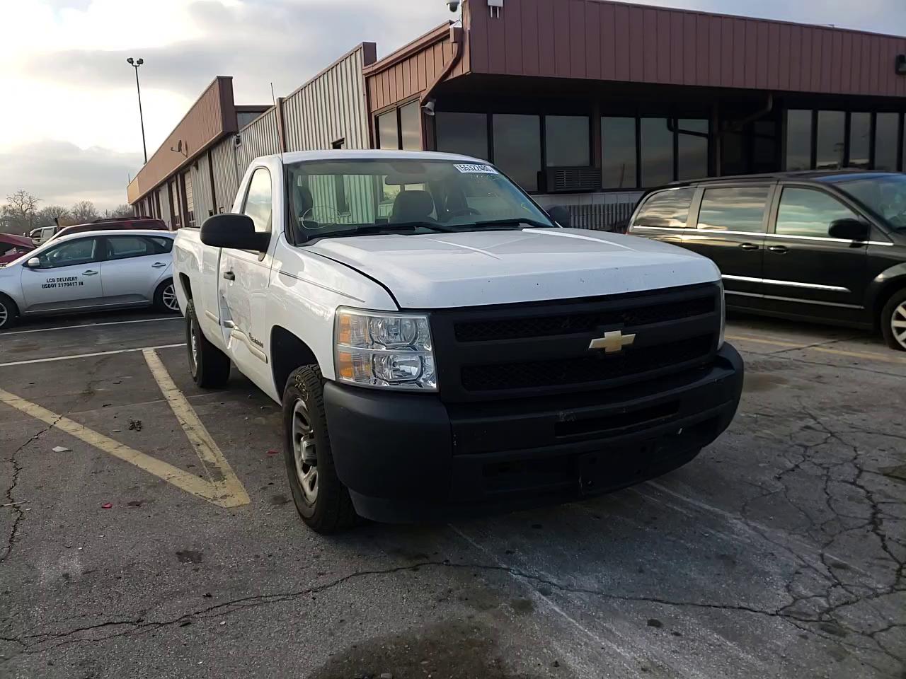 Photo 10 VIN: 1GCPCPEX8AZ211545 - CHEVROLET SILVERADO 