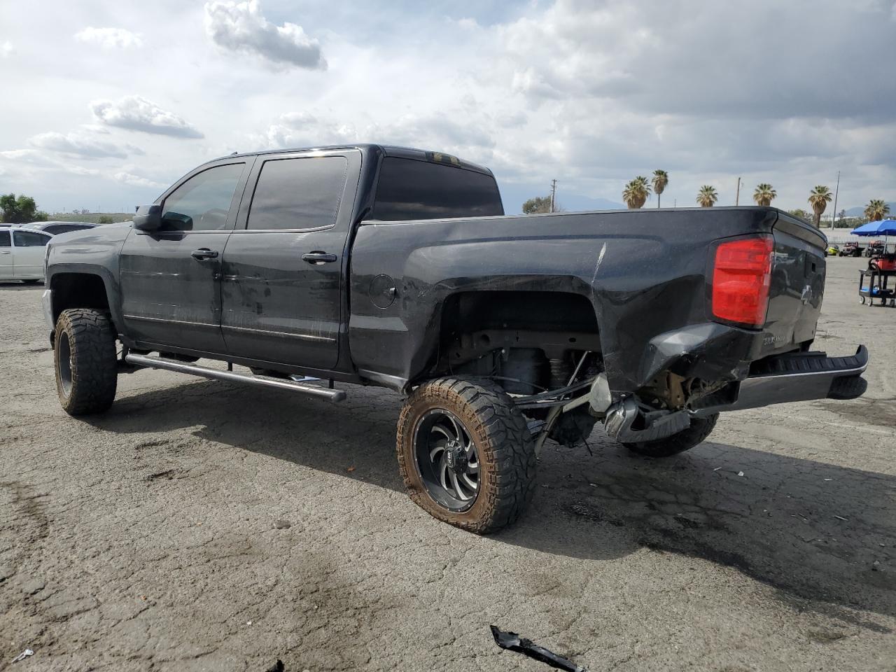 Photo 1 VIN: 1GCPCREC6JF125712 - CHEVROLET SILVERADO 