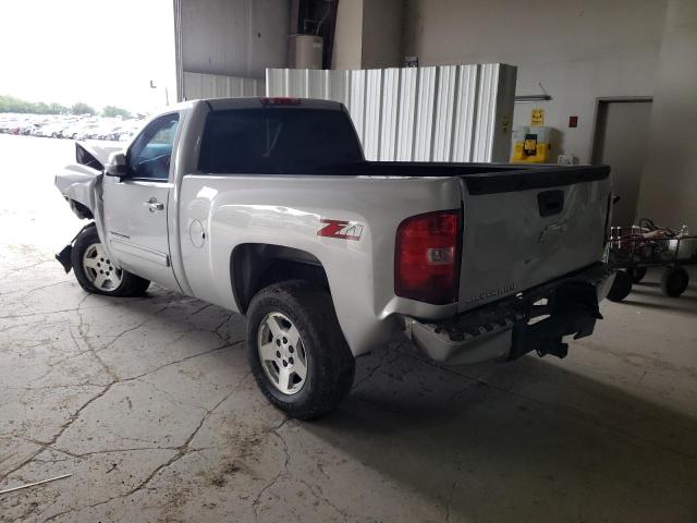 Photo 2 VIN: 1GCPCSE04AZ215811 - CHEVROLET SILVERADO 