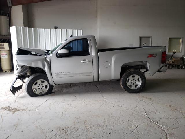 Photo 8 VIN: 1GCPCSE04AZ215811 - CHEVROLET SILVERADO 