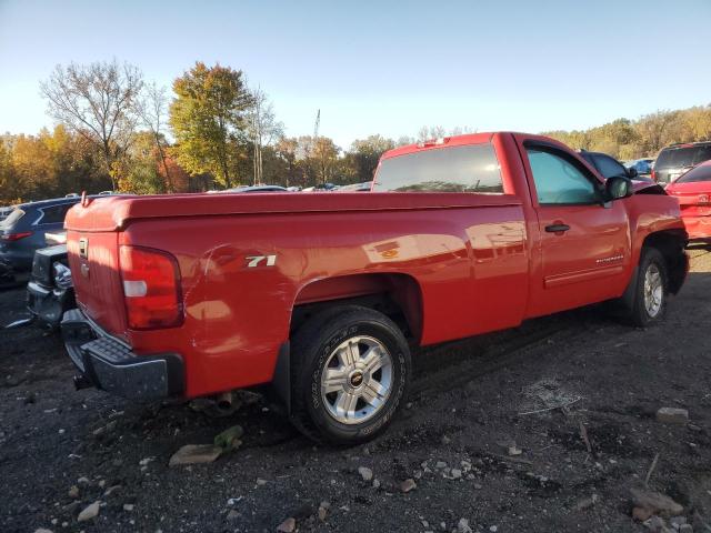 Photo 2 VIN: 1GCPCSE06AZ240564 - CHEVROLET SILVERADO 