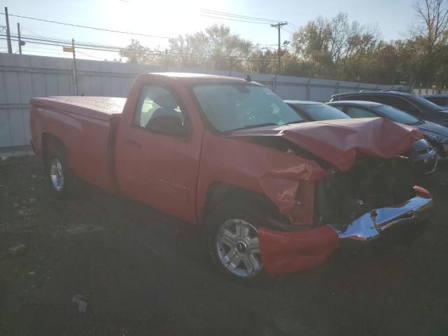 Photo 3 VIN: 1GCPCSE06AZ240564 - CHEVROLET SILVERADO 