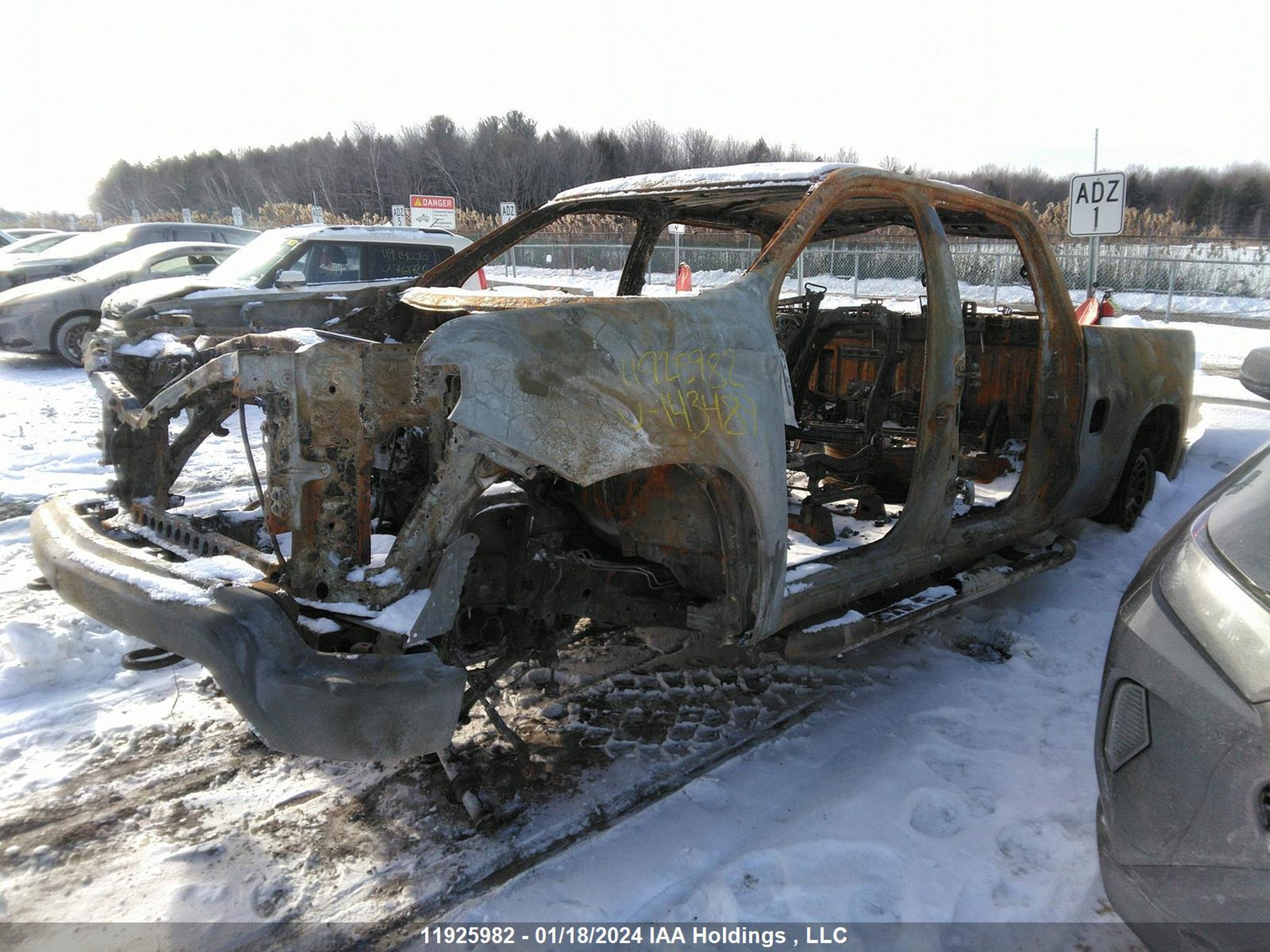 Photo 1 VIN: 1GCPDAEK2PZ143489 - CHEVROLET SILVERADO 