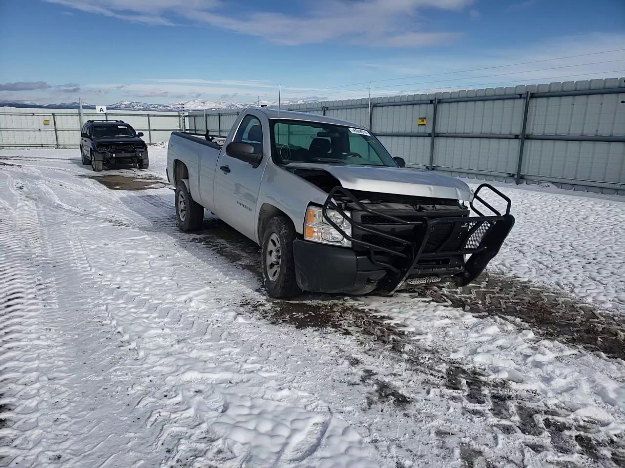 Photo 10 VIN: 1GCPKPE06AZ246137 - CHEVROLET SILVERADO 