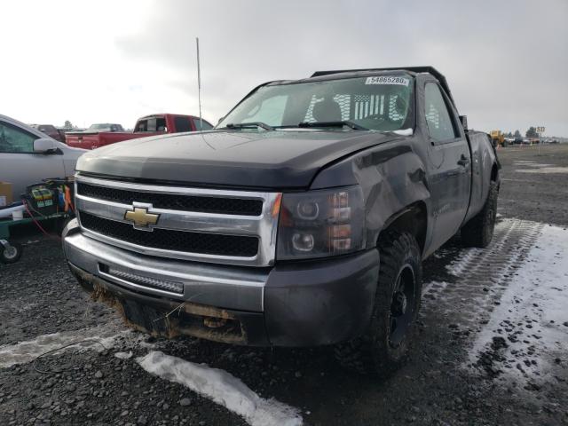 Photo 1 VIN: 1GCPKPE07AZ136228 - CHEVROLET SILVERADO 