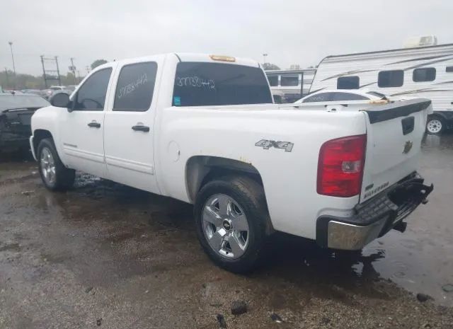 Photo 2 VIN: 1GCPKSE32BF148383 - CHEVROLET SILVERADO 