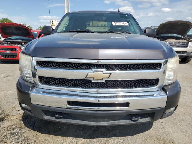 Photo 4 VIN: 1GCPKSE36BF124393 - CHEVROLET SILVERADO 