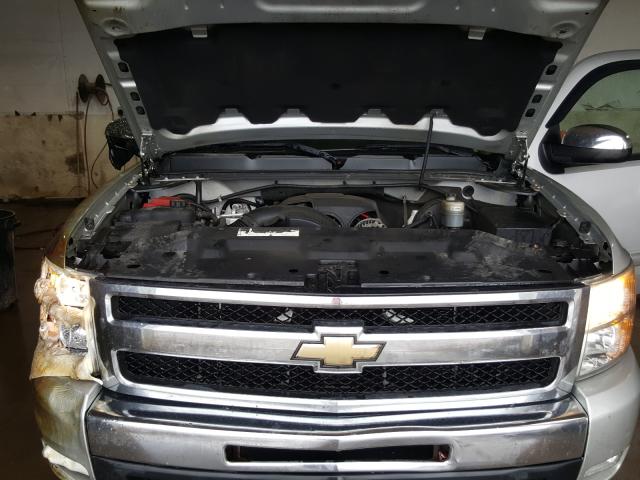 Photo 6 VIN: 1GCPKSE36BF125673 - CHEVROLET SILVERADO 