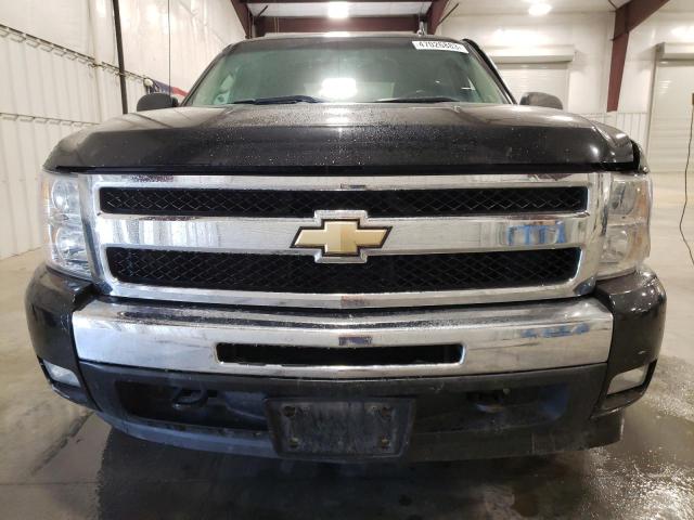 Photo 4 VIN: 1GCPKSE38BF171019 - CHEVROLET SILVERADO 