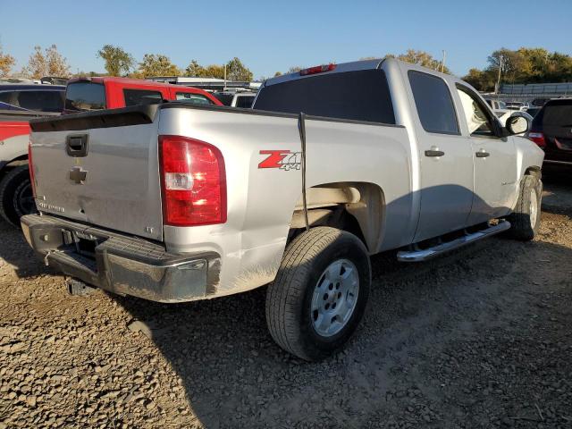 Photo 3 VIN: 1GCPKSE39BF137817 - CHEVROLET SILVERADO 