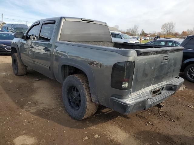 Photo 2 VIN: 1GCPKSE3XBF156909 - CHEVROLET SILVERADO 