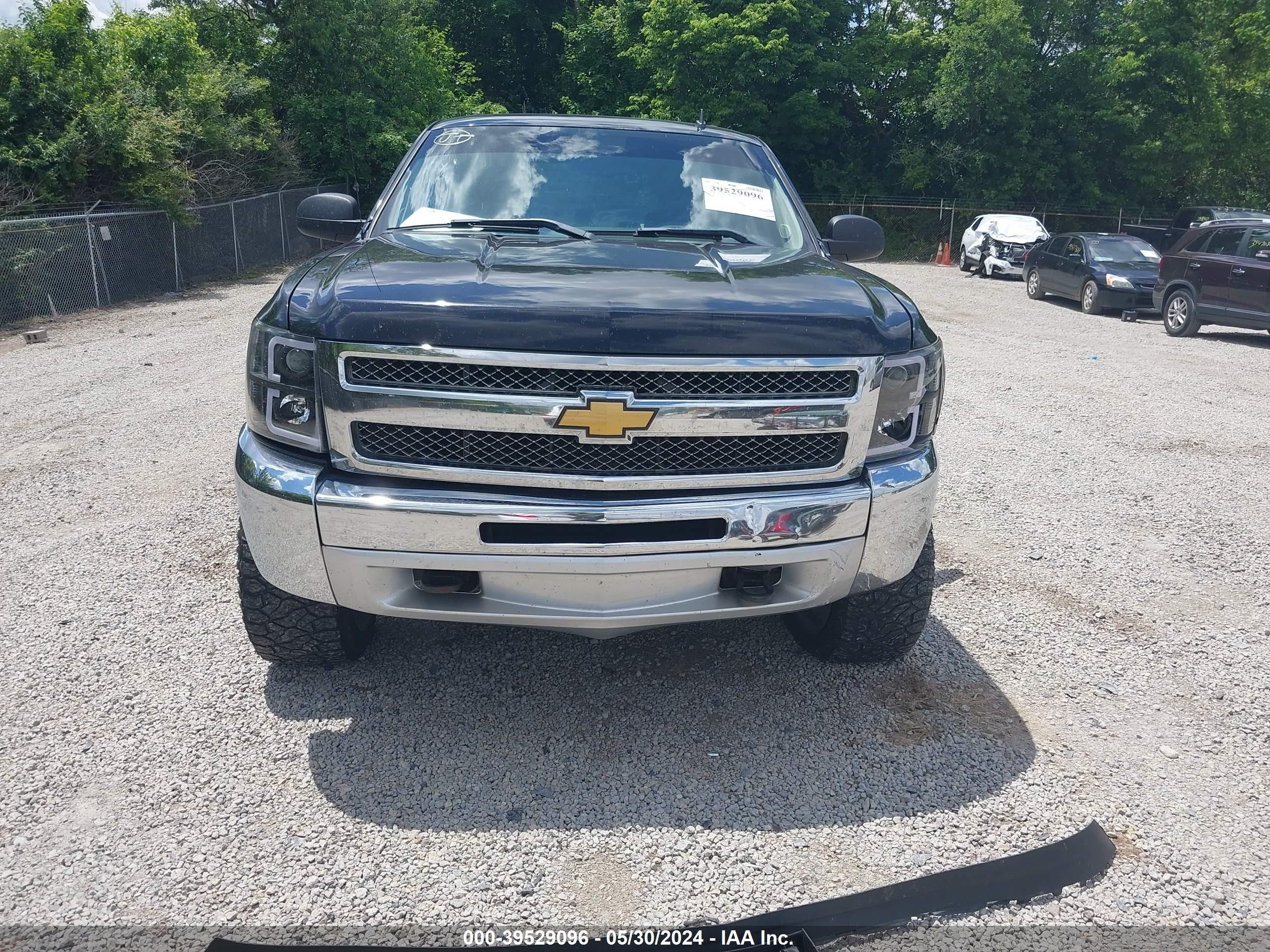 Photo 12 VIN: 1GCPKSE74CF158661 - CHEVROLET SILVERADO 