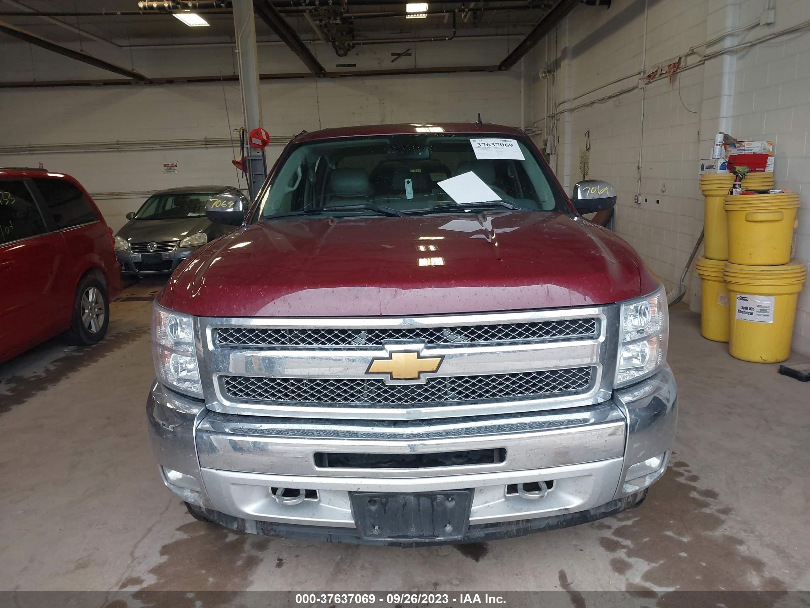 Photo 11 VIN: 1GCPKSE74CF209799 - CHEVROLET SILVERADO 