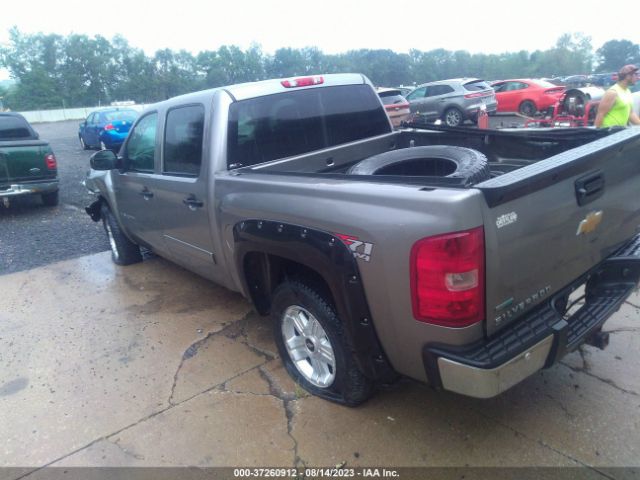 Photo 2 VIN: 1GCPKSE76CF157947 - CHEVROLET SILVERADO 1500 