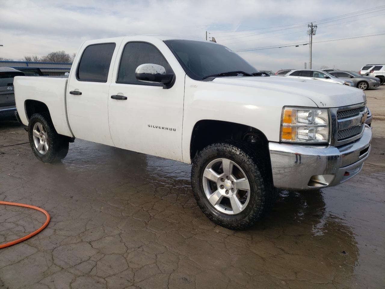 Photo 3 VIN: 1GCPKSE76CF160234 - CHEVROLET SILVERADO 