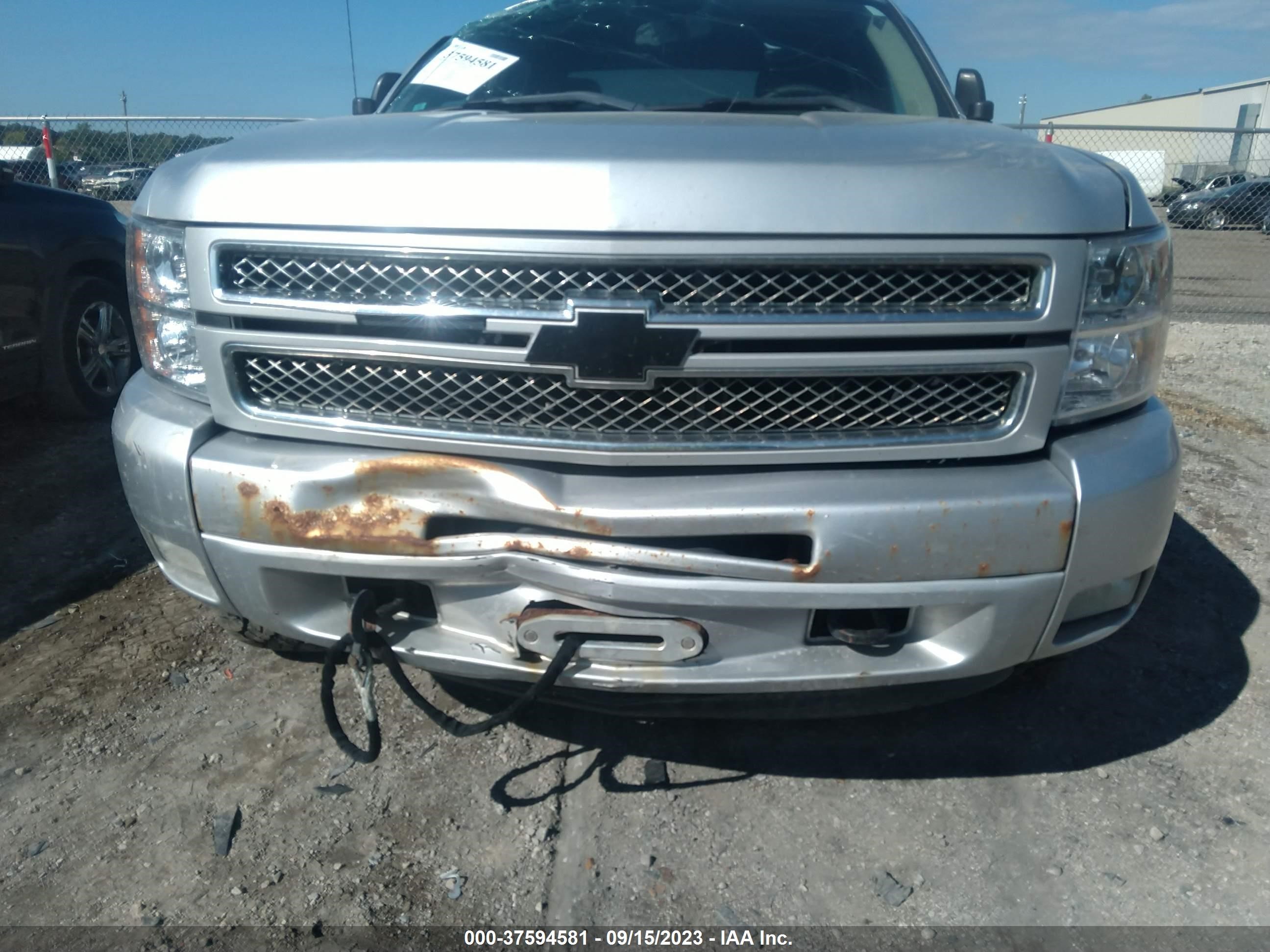 Photo 12 VIN: 1GCPKSE77CF222627 - CHEVROLET SILVERADO 