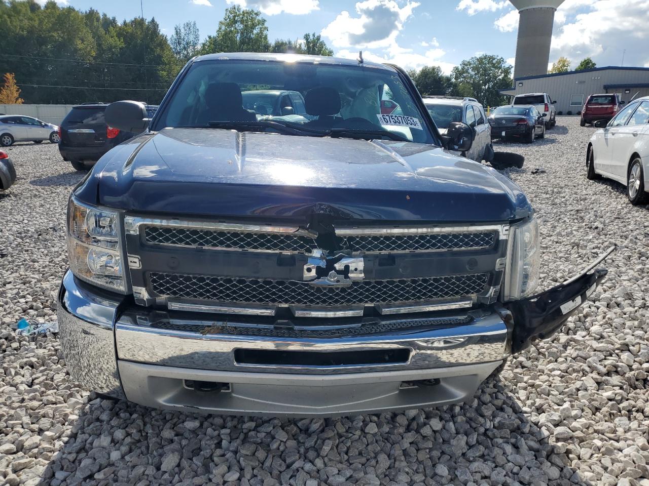 Photo 4 VIN: 1GCPKSE7XCF216837 - CHEVROLET SILVERADO 