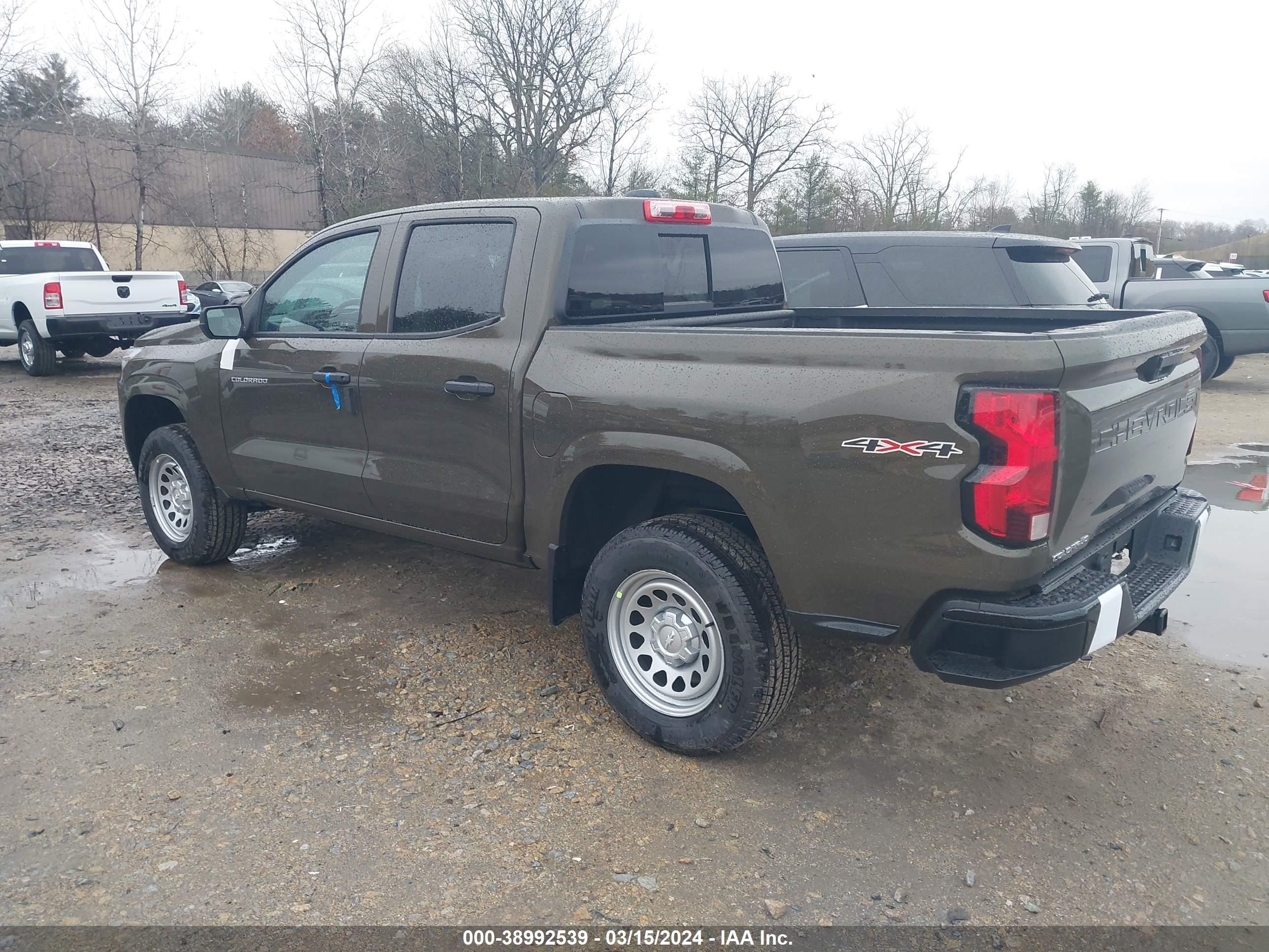 Photo 2 VIN: 1GCPTBEK1R1131859 - CHEVROLET COLORADO 