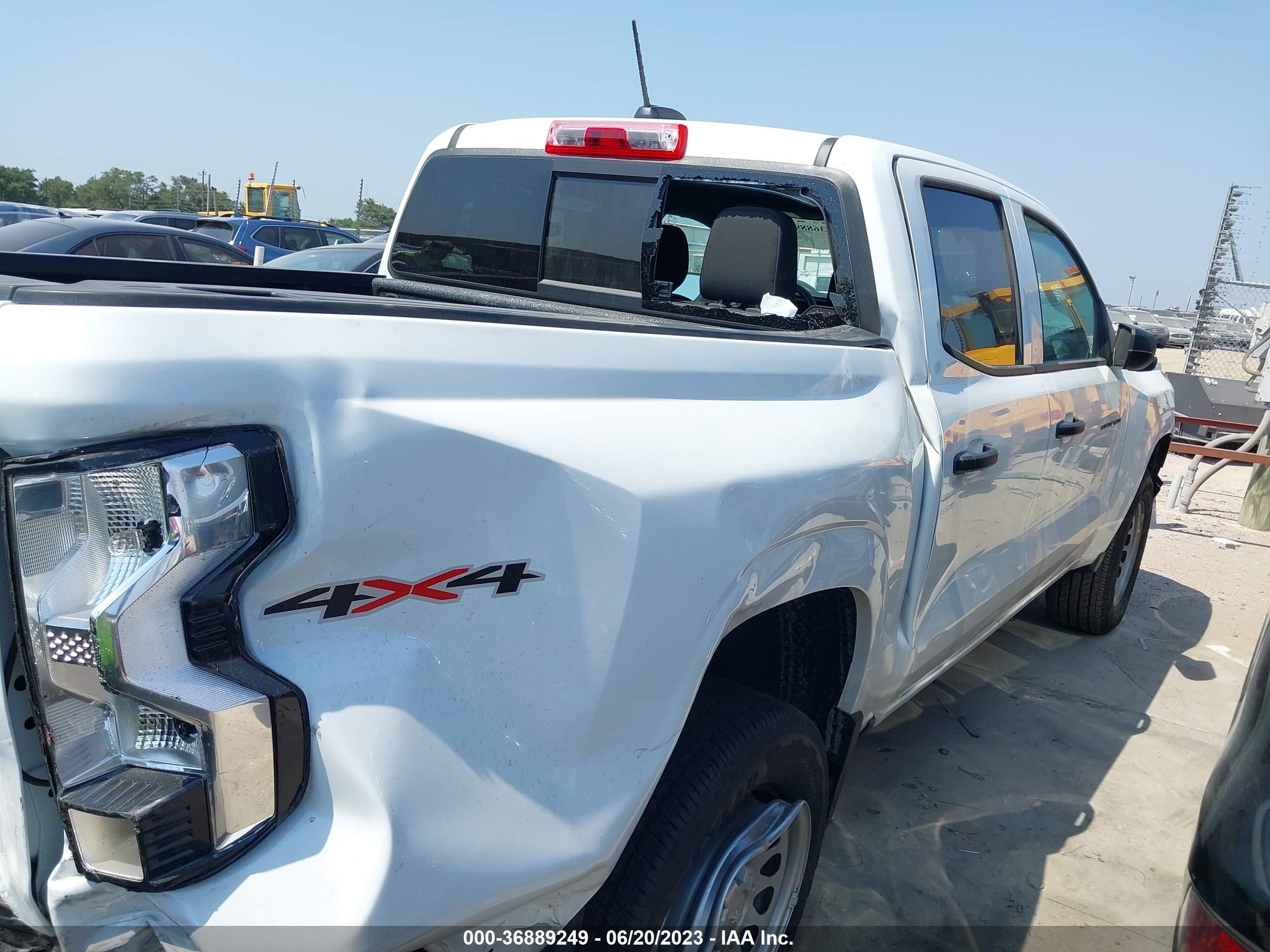 Photo 12 VIN: 1GCPTBEK7P1171702 - CHEVROLET COLORADO 