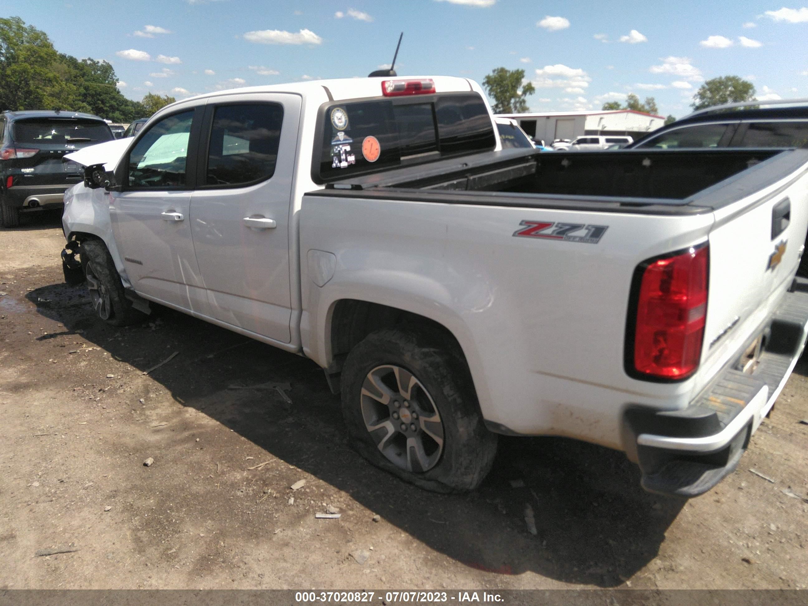 Photo 2 VIN: 1GCPTDE13K1205145 - CHEVROLET COLORADO 