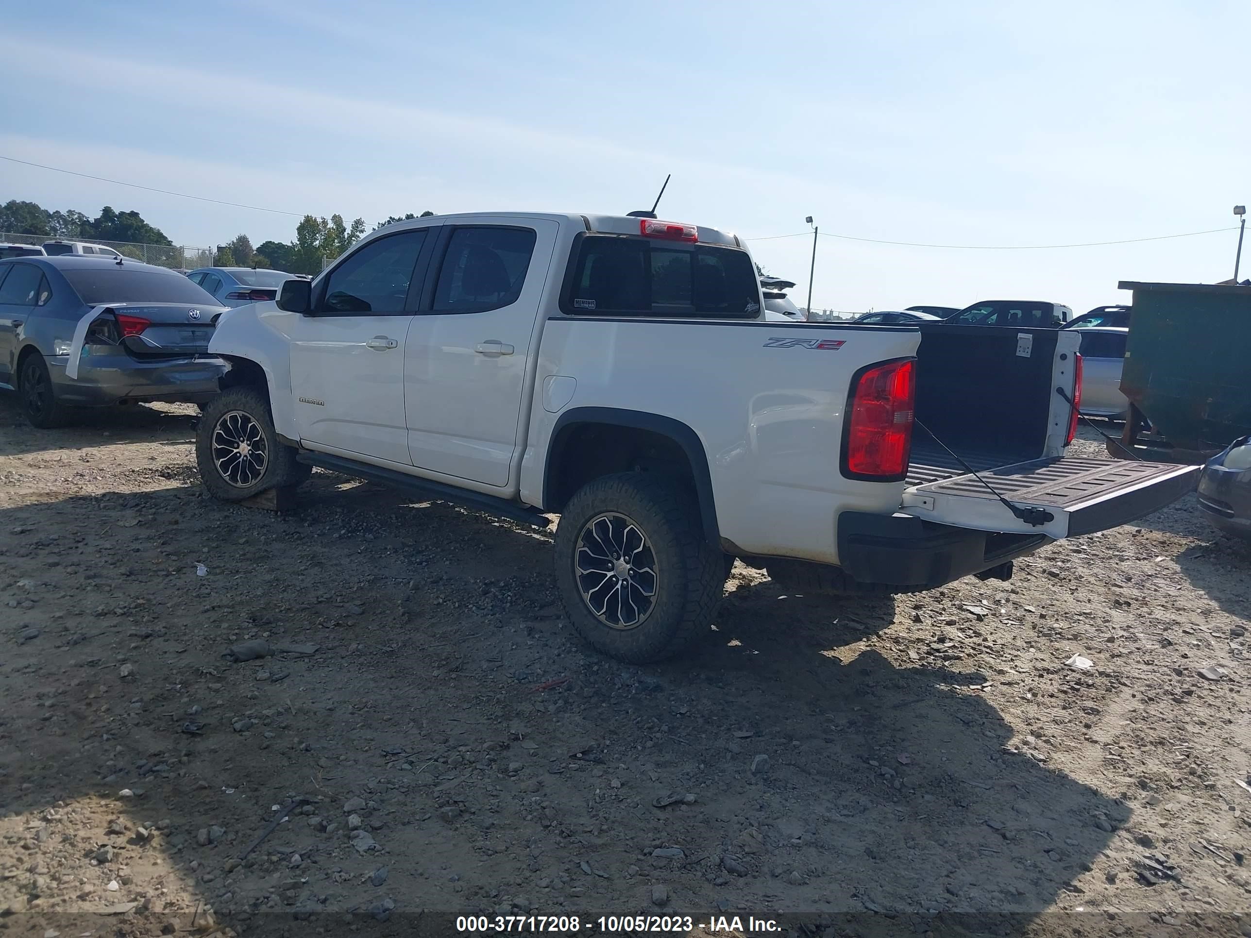 Photo 2 VIN: 1GCPTEE10K1130393 - CHEVROLET COLORADO 