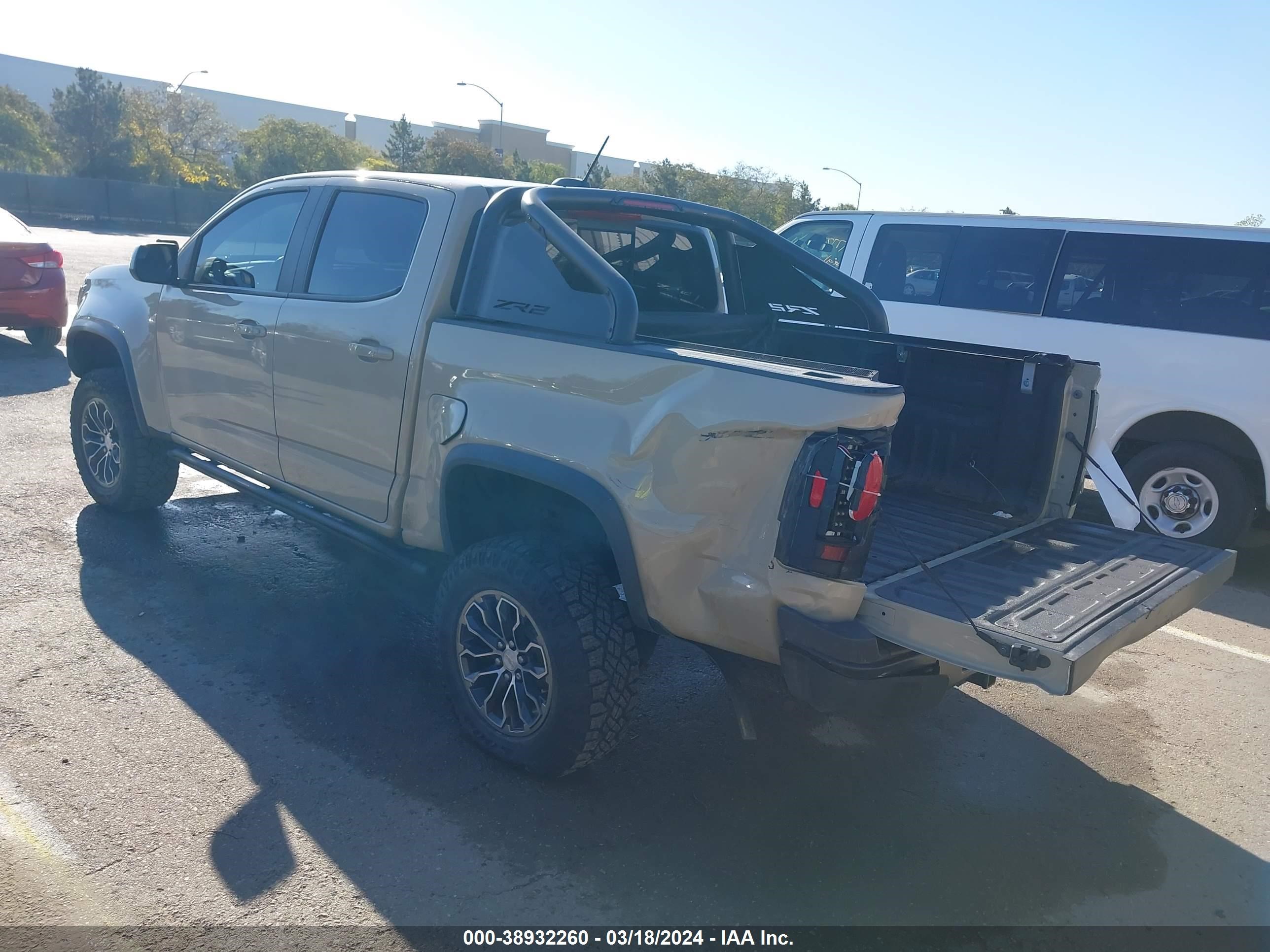 Photo 2 VIN: 1GCPTEE10M1268227 - CHEVROLET COLORADO 