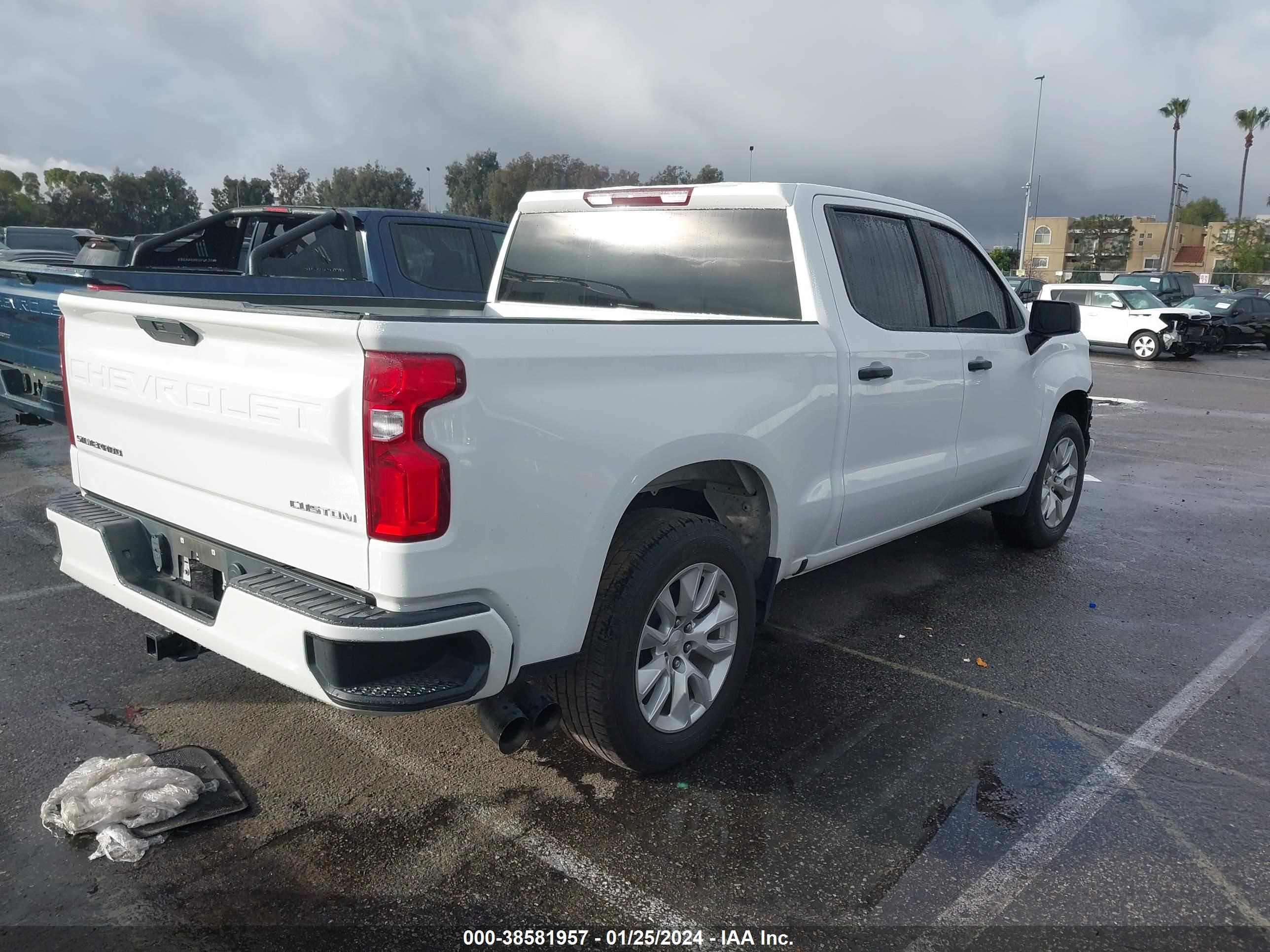 Photo 3 VIN: 1GCPWBEK0MZ224857 - CHEVROLET SILVERADO 