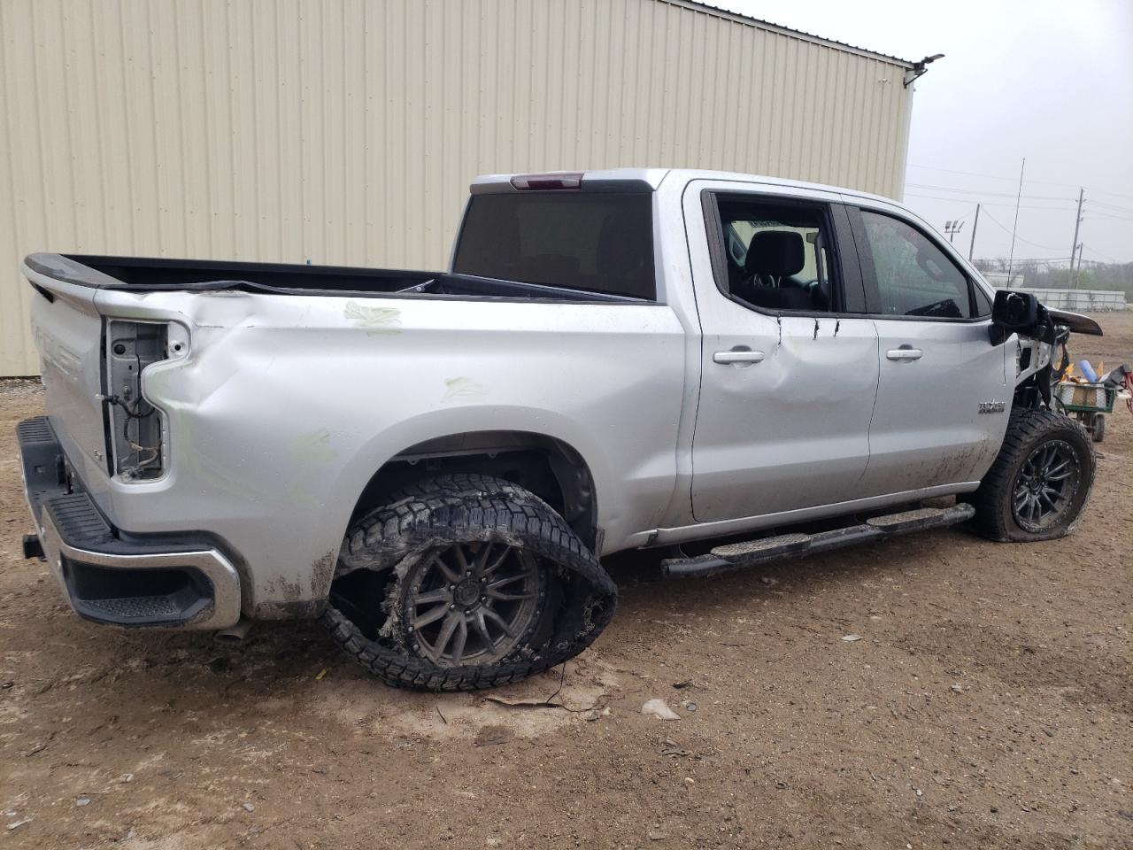 Photo 2 VIN: 1GCPWCED8NZ213663 - CHEVROLET SILVERADO 