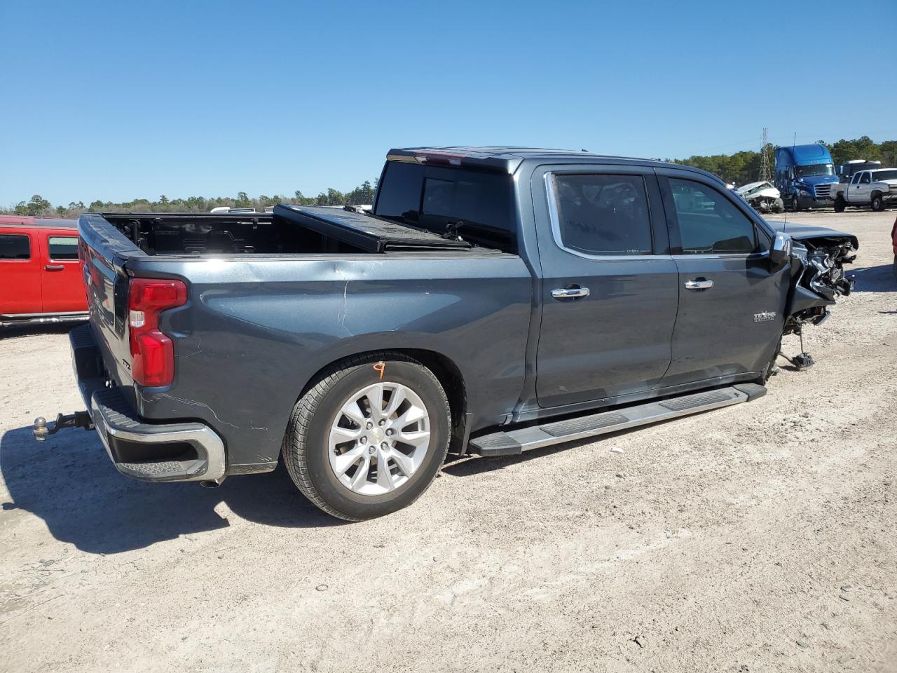 Photo 2 VIN: 1GCPWEED3MZ354425 - CHEVROLET SILVERADO 