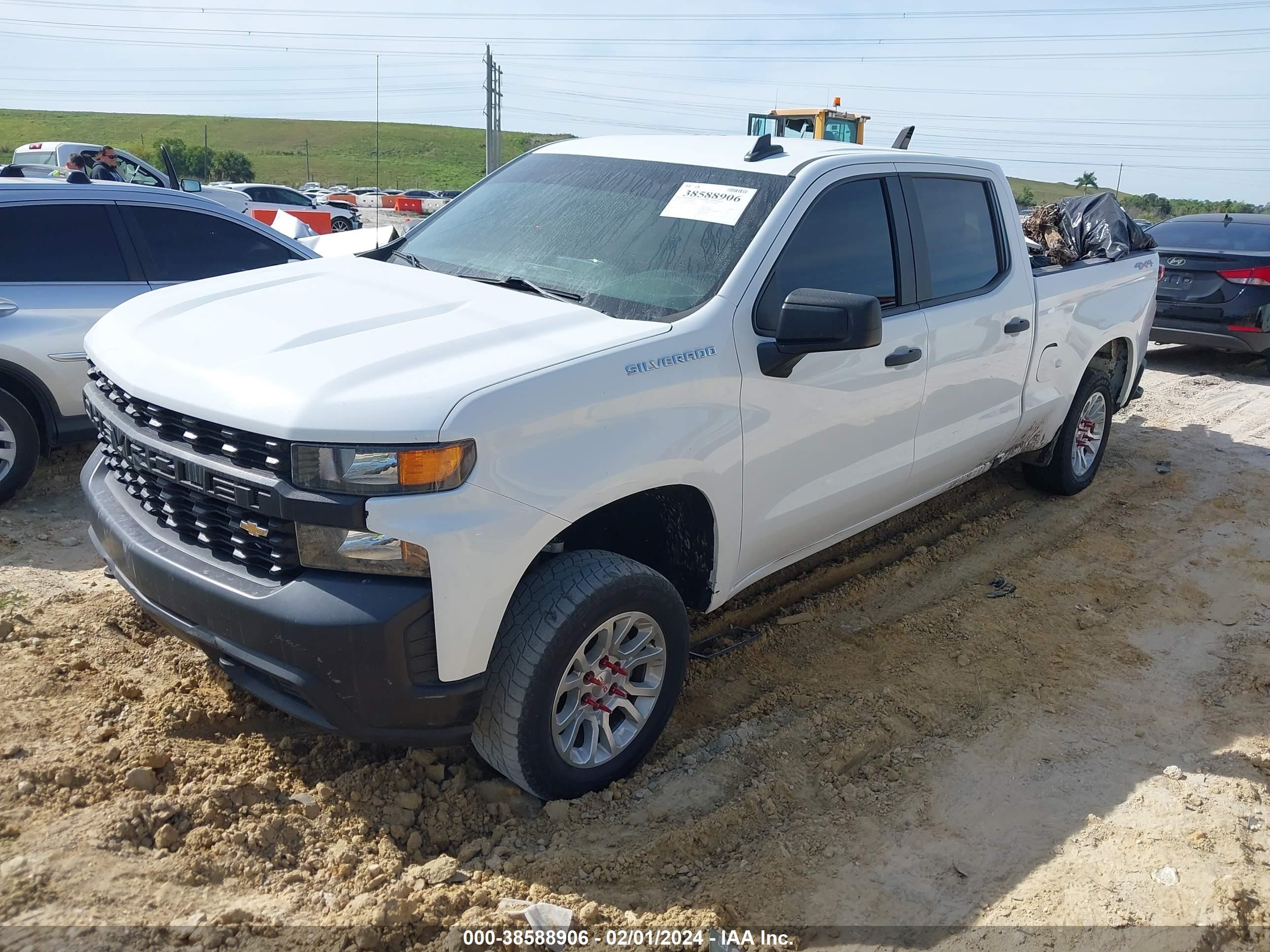 Photo 1 VIN: 1GCPYAEH5KZ378986 - CHEVROLET SILVERADO 