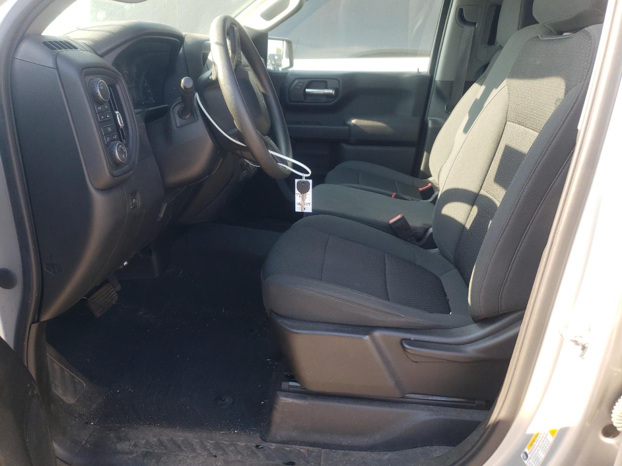 Photo 6 VIN: 1GCPYBEK0MZ327352 - CHEVROLET SILVERADO 