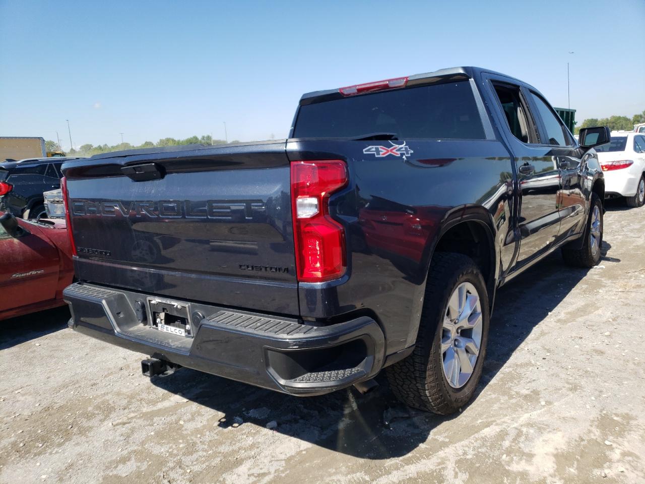 Photo 3 VIN: 1GCPYBEK2MZ426156 - CHEVROLET SILVERADO 