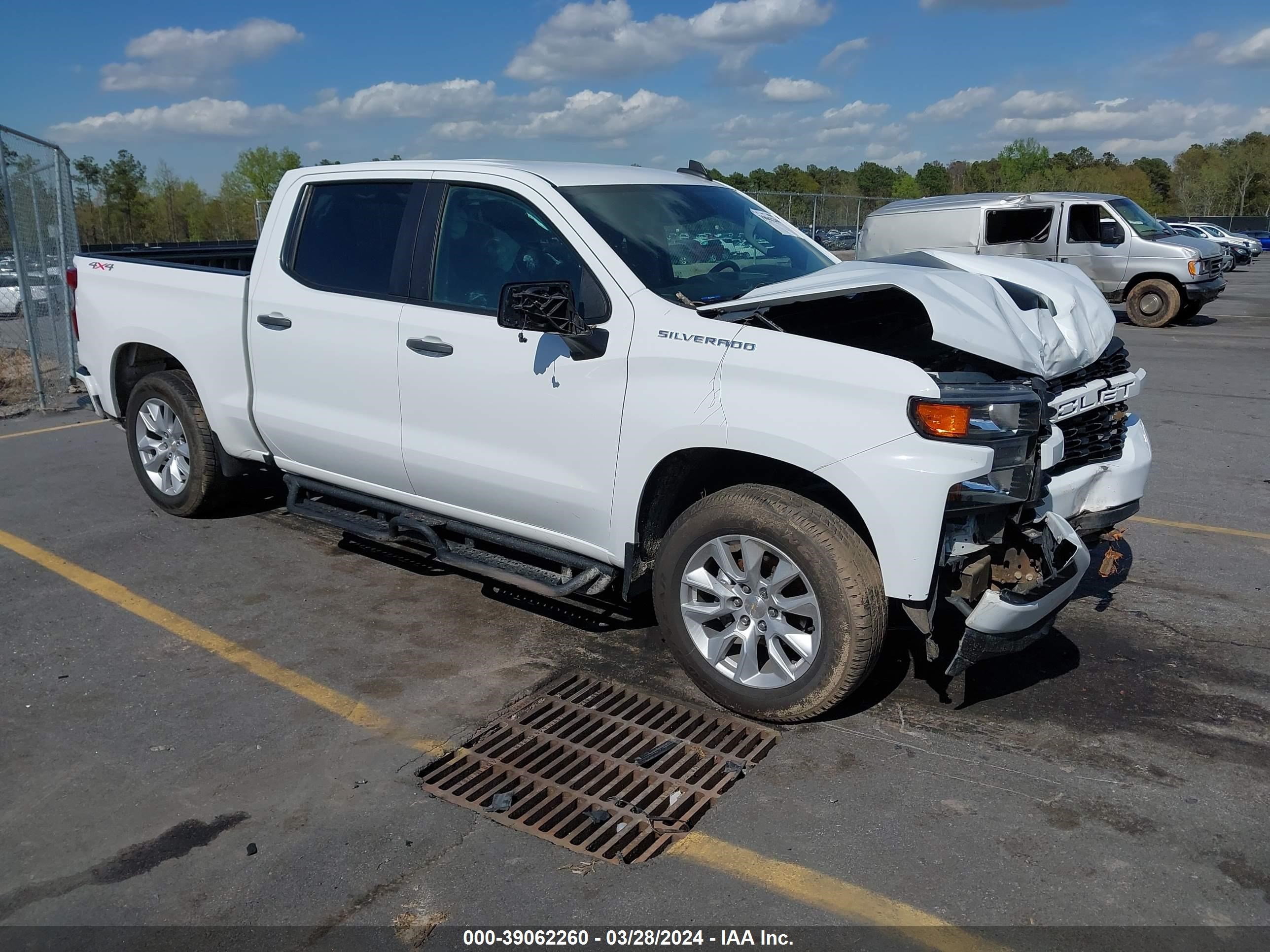 Photo 0 VIN: 1GCPYBEK4MZ114467 - CHEVROLET SILVERADO 