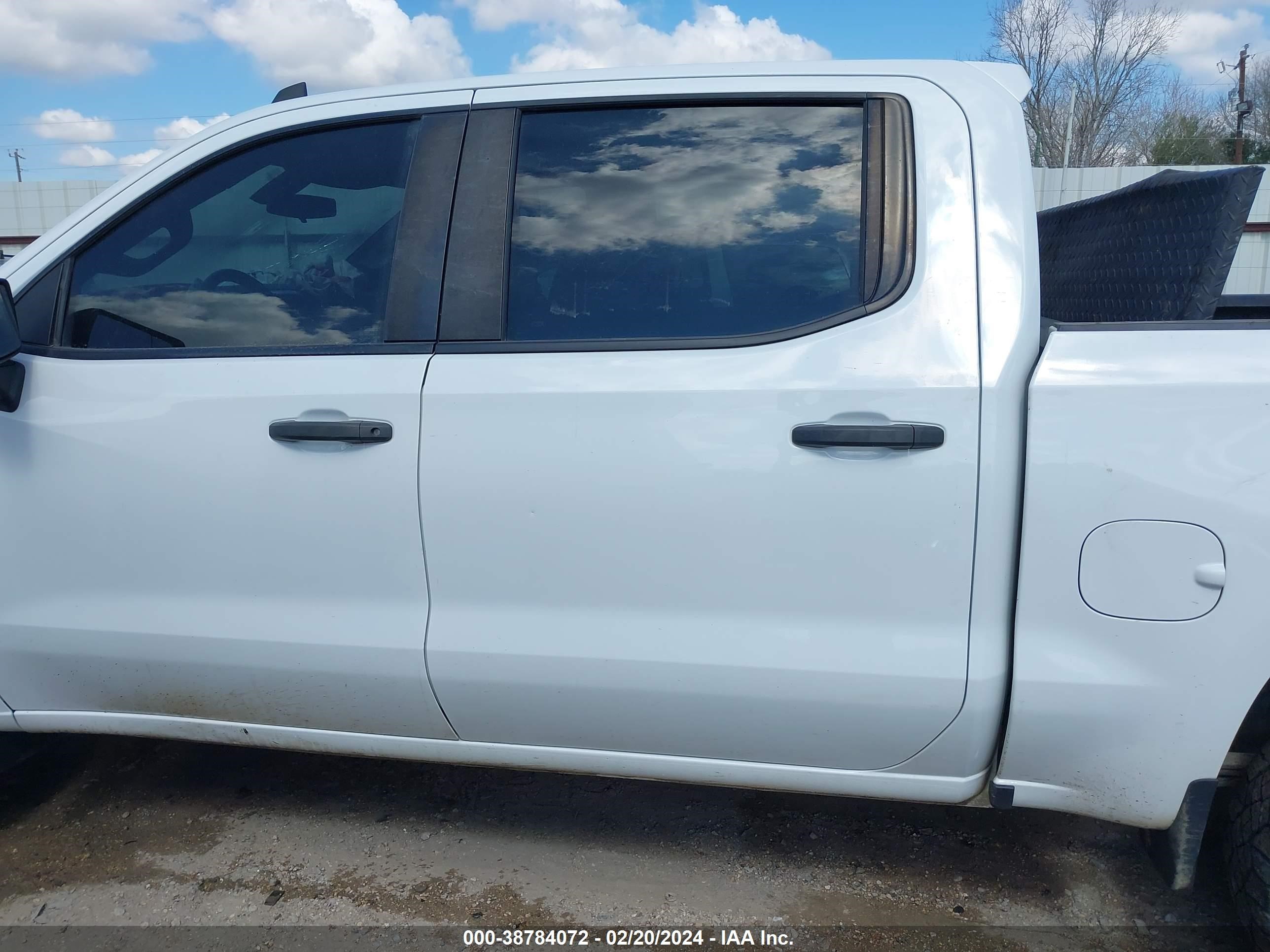 Photo 13 VIN: 1GCPYCEF4MZ261445 - CHEVROLET SILVERADO 