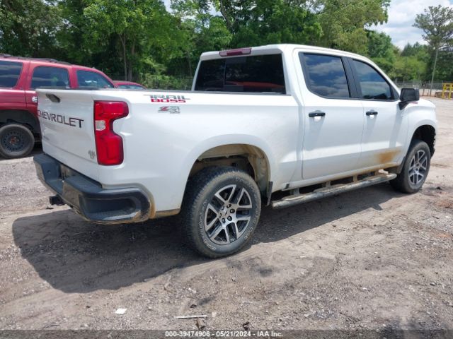 Photo 3 VIN: 1GCPYFED3KZ418945 - CHEVROLET SILVERADO 1500 