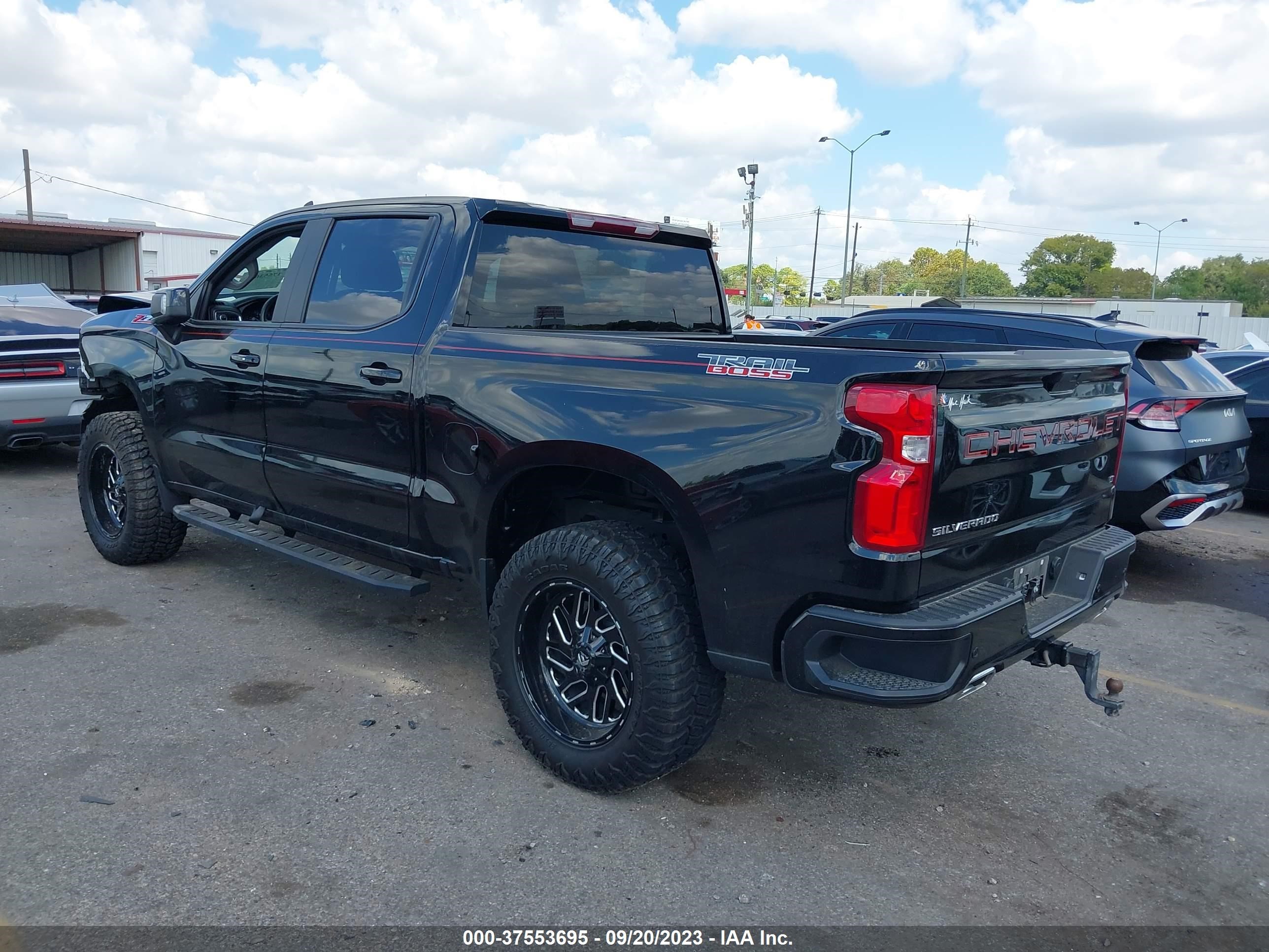 Photo 2 VIN: 1GCPYFED3NZ145638 - CHEVROLET SILVERADO 