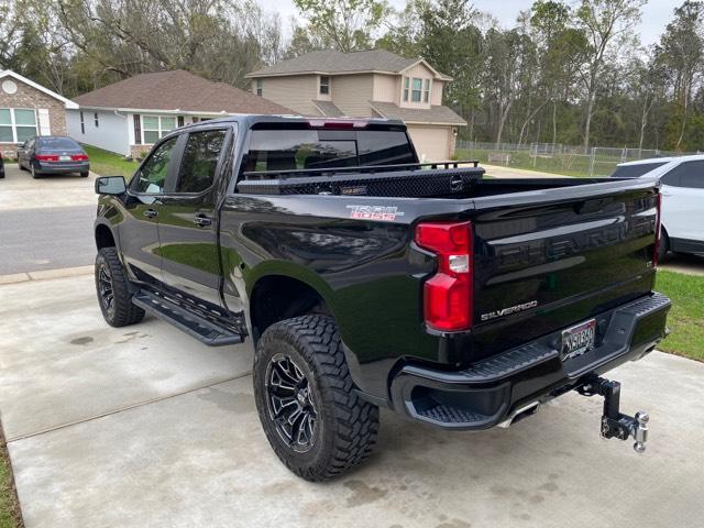 Photo 2 VIN: 1GCPYFED4KZ215899 - CHEVROLET SILVERADO 