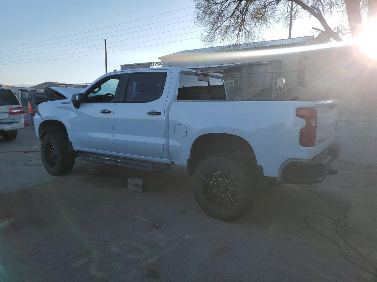 Photo 1 VIN: 1GCPYFED7KZ411769 - CHEVROLET SILVERADO 