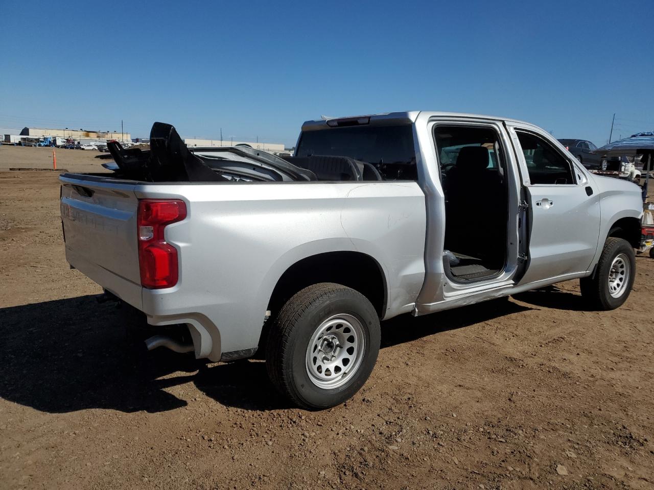 Photo 2 VIN: 1GCPYFED9NZ158572 - CHEVROLET SILVERADO 