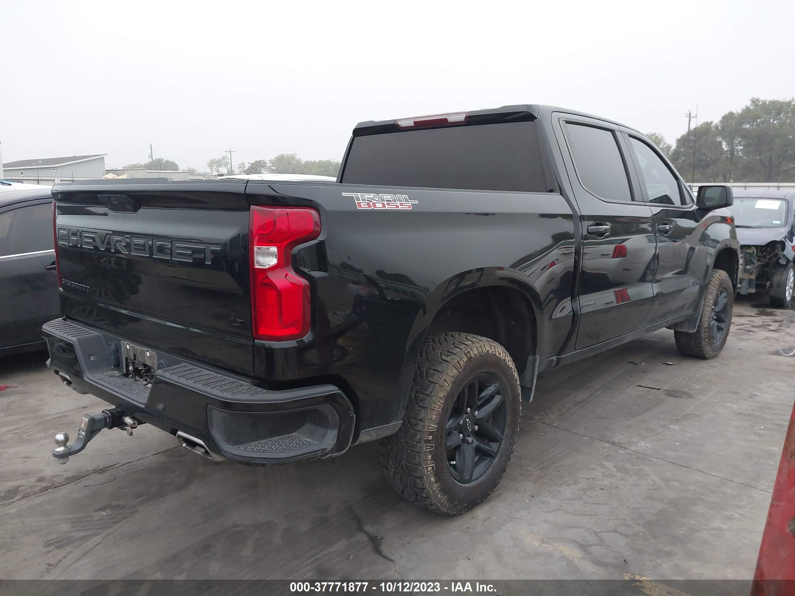 Photo 3 VIN: 1GCPYFEL2MZ398553 - CHEVROLET SILVERADO 