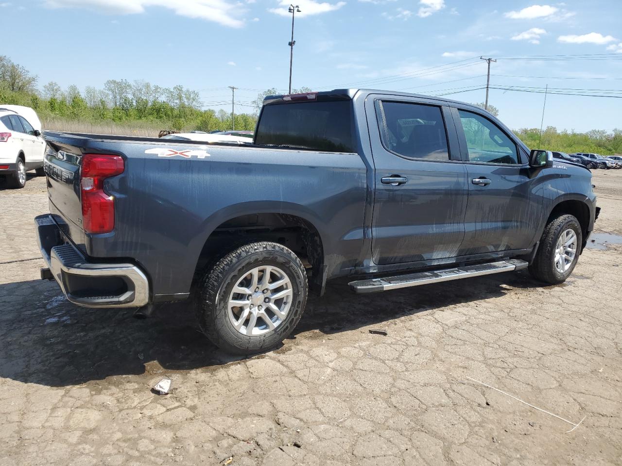 Photo 2 VIN: 1GCPYJEK0MZ399730 - CHEVROLET SILVERADO 