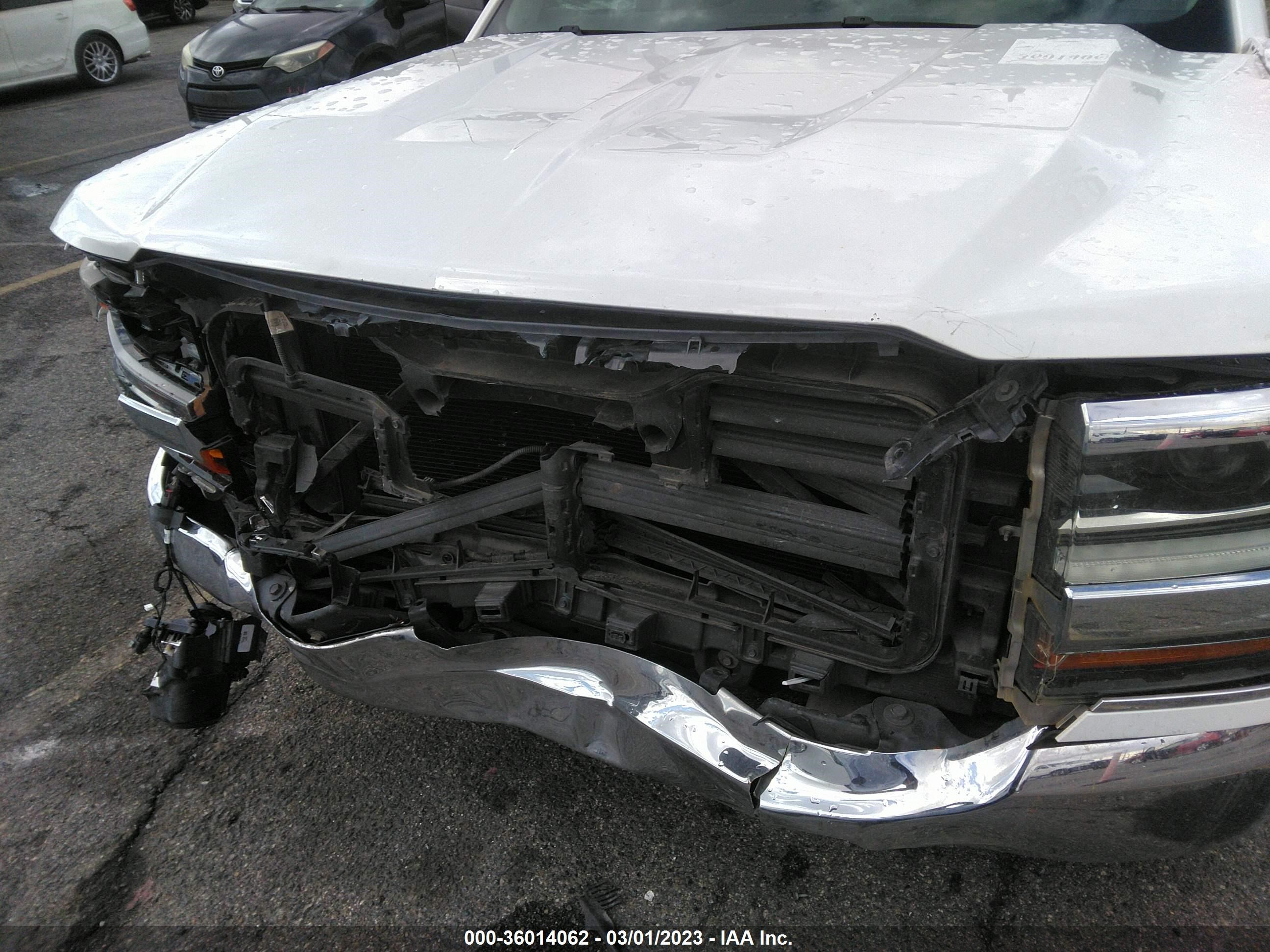 Photo 5 VIN: 1GCRCNEC0HZ357295 - CHEVROLET SILVERADO 