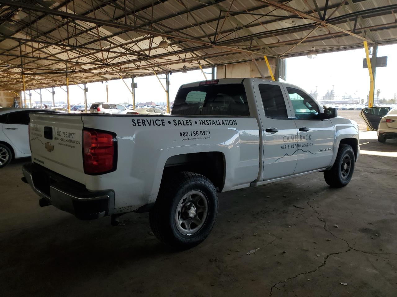 Photo 2 VIN: 1GCRCNEC5HZ112606 - CHEVROLET SILVERADO 