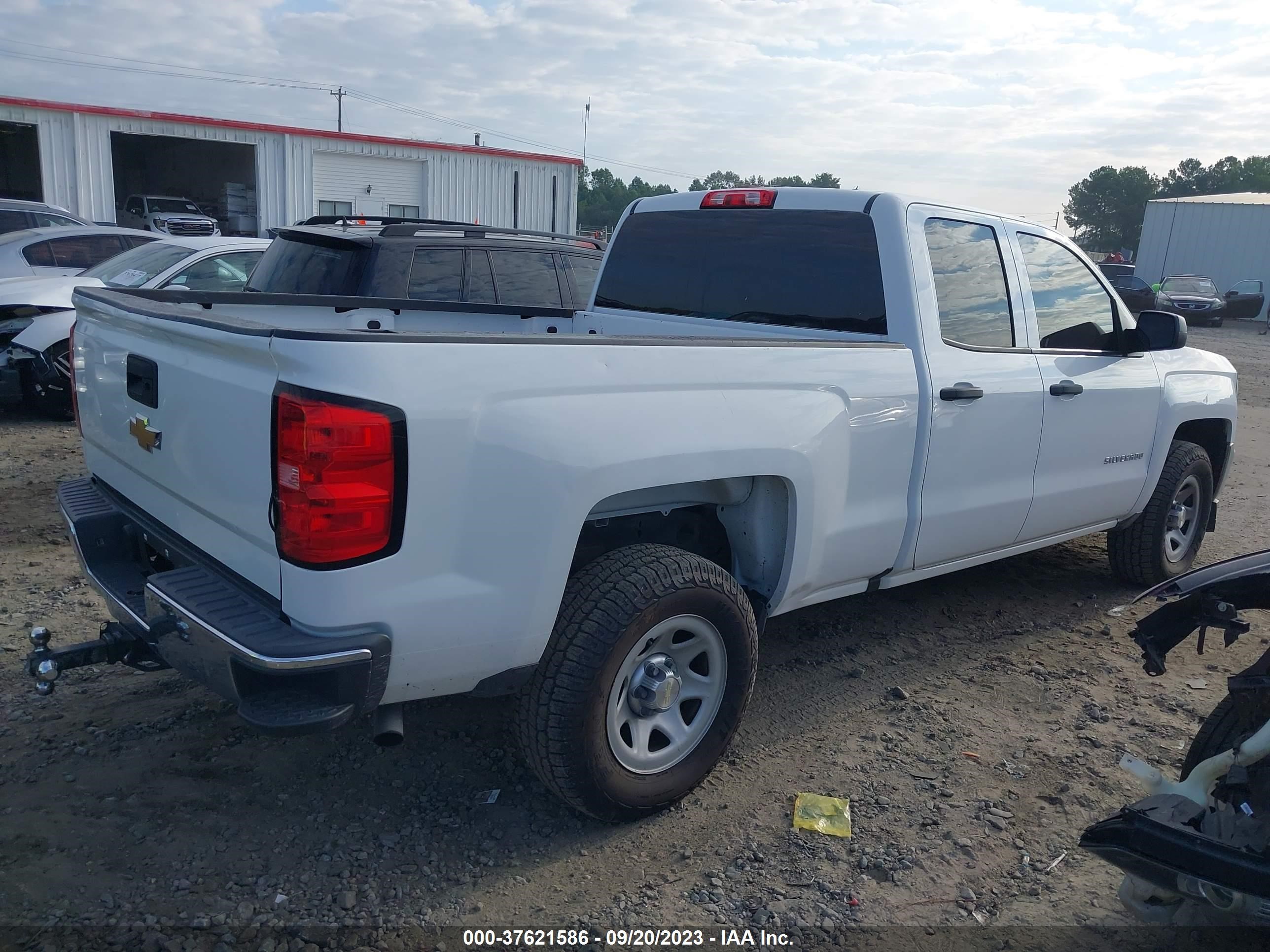 Photo 3 VIN: 1GCRCNEH1GZ210333 - CHEVROLET SILVERADO 