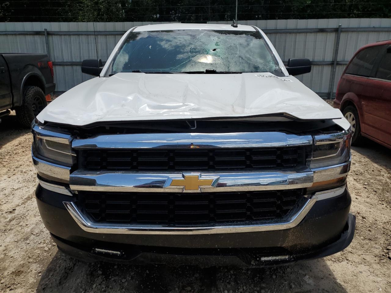 Photo 4 VIN: 1GCRCNEH2HZ250695 - CHEVROLET SILVERADO 