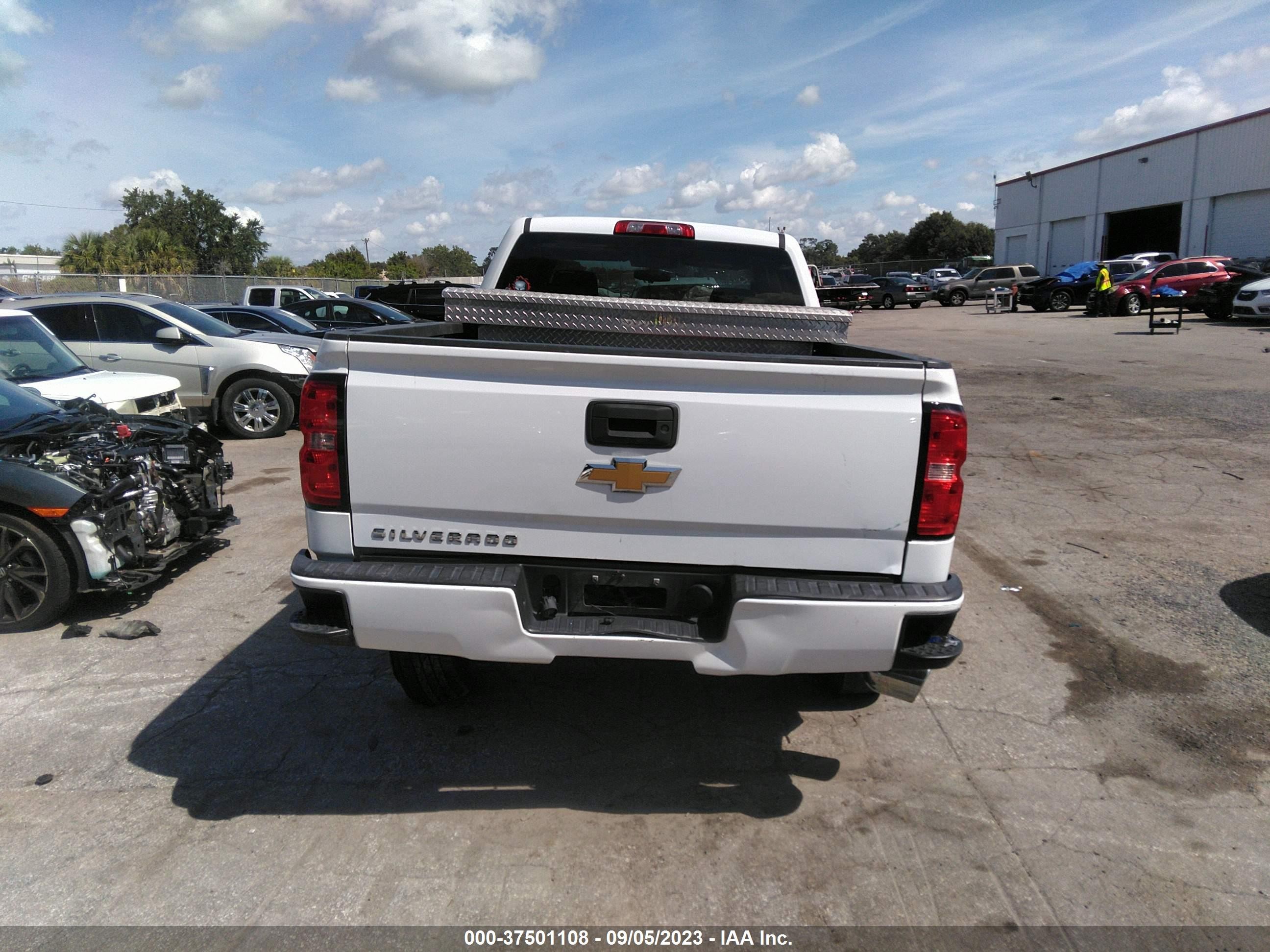 Photo 15 VIN: 1GCRCNEH2HZ325752 - CHEVROLET SILVERADO 