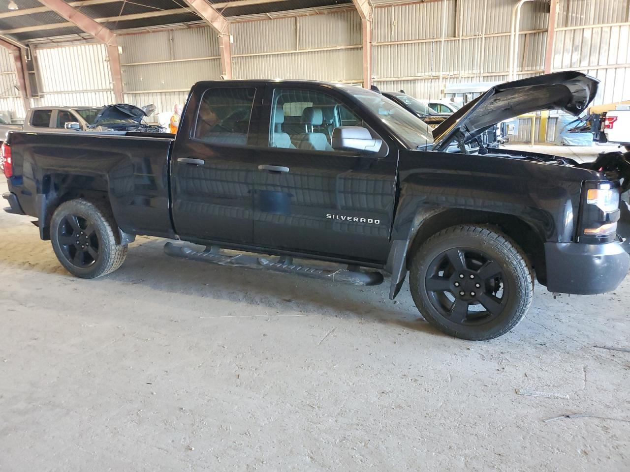 Photo 3 VIN: 1GCRCNEH5GZ224090 - CHEVROLET SILVERADO 