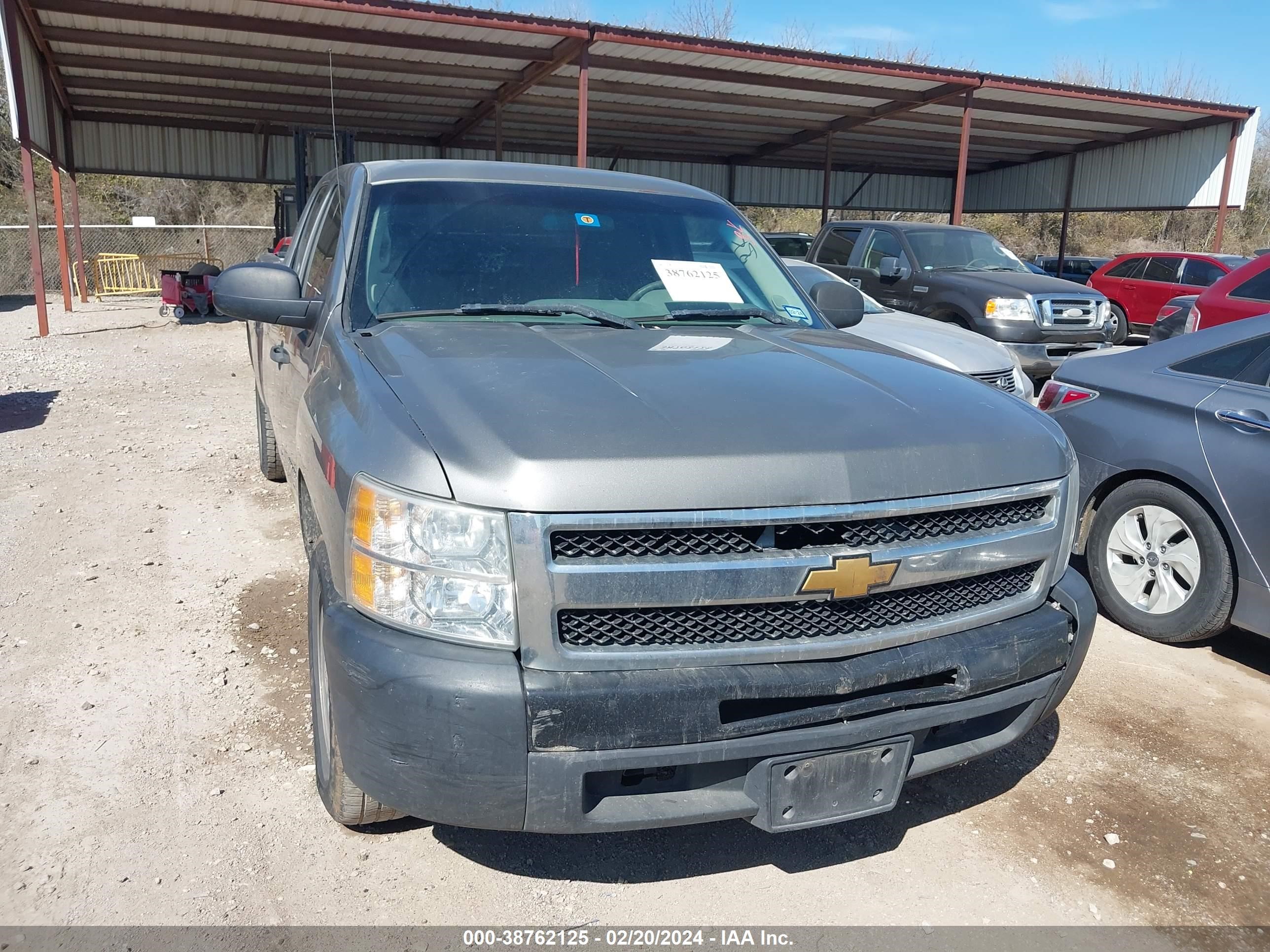 Photo 5 VIN: 1GCRCPE01CZ127498 - CHEVROLET SILVERADO 