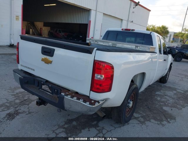 Photo 3 VIN: 1GCRCPE04CZ245724 - CHEVROLET SILVERADO 